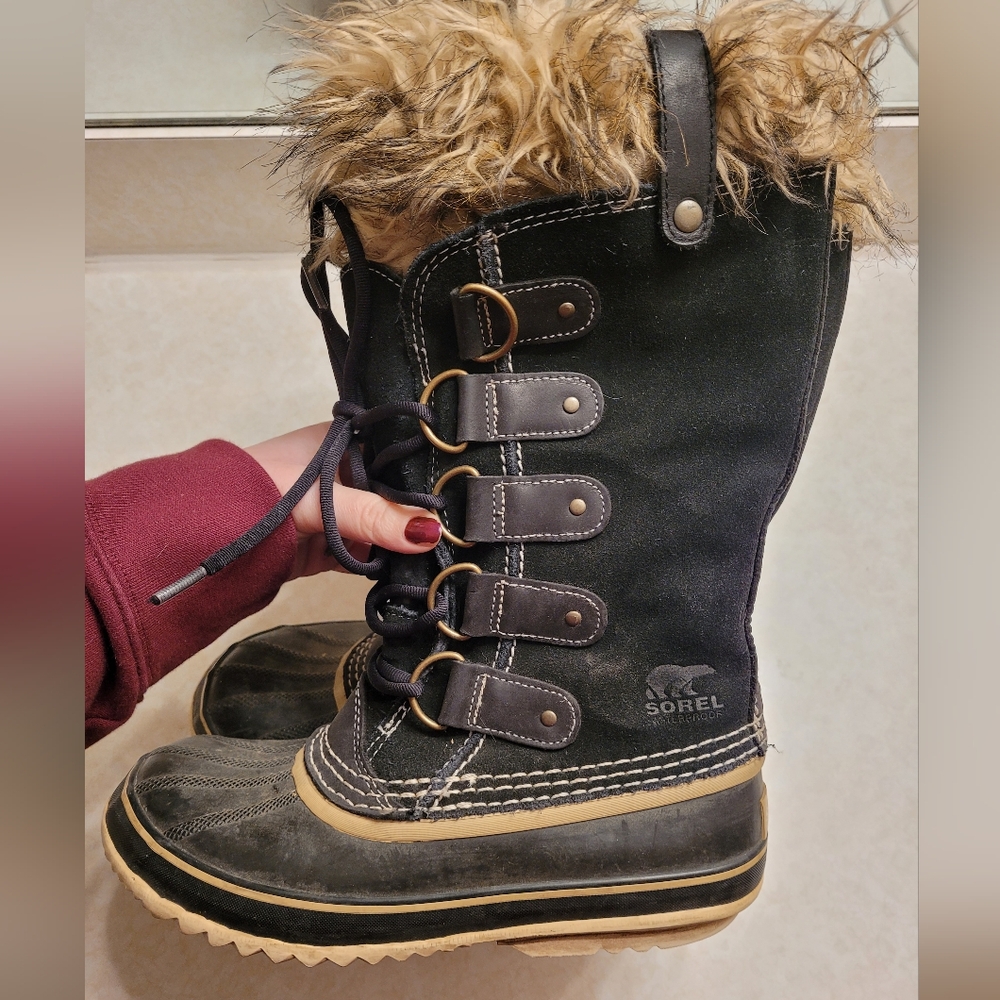 SOREL Joan Of Arctic Boots Size 8